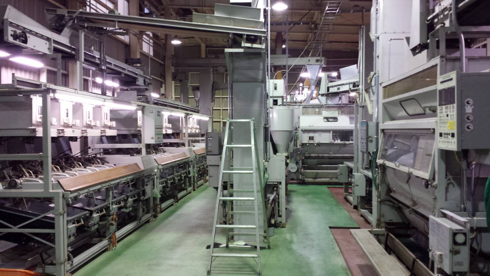 The local finishing plant where leaf is graded